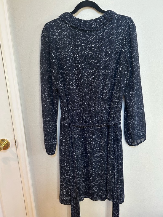 Ann Taylor LOFT Navy and White Printed Ruffle Long Sleeve Dress with belt - Picture 6 of 10